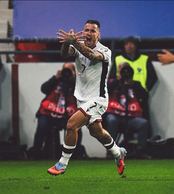 星空体育在线登录-曝浙江队将签马纳伊！曾效力国米巴萨，年薪400万，土超单季18球